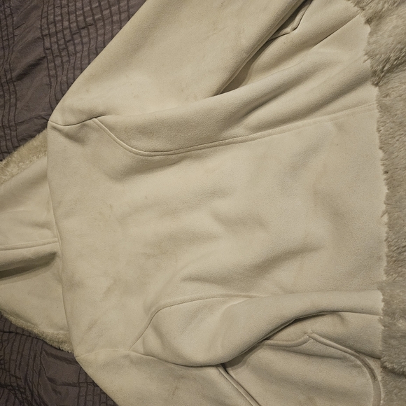 MUDD White suede jacket with fur lining - Picture 10 of 12